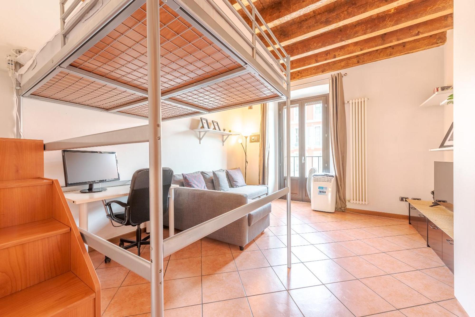 Guest Planet - Rosso Milano Apartment - Navigli Area エクステリア 写真
