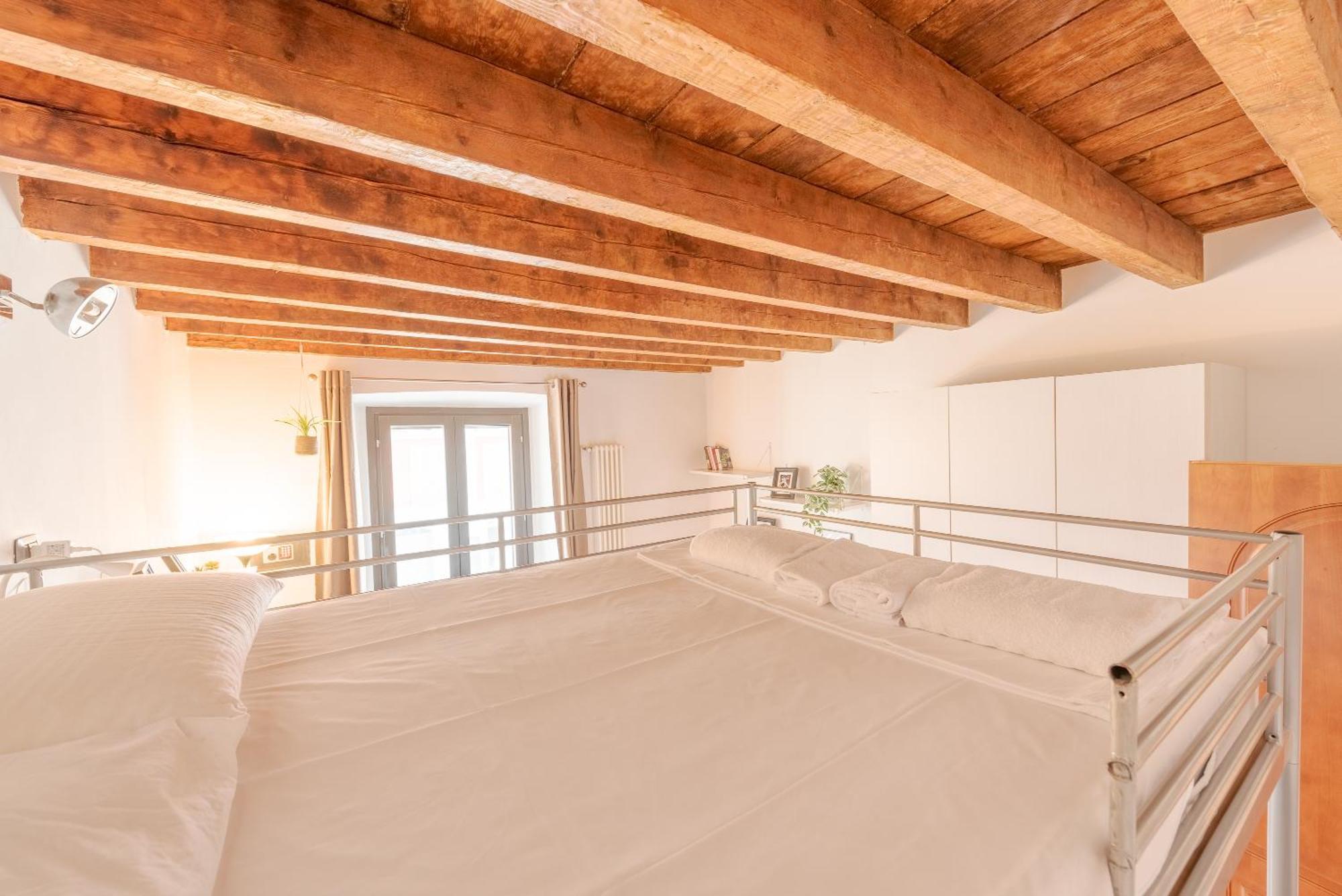 Guest Planet - Rosso Milano Apartment - Navigli Area エクステリア 写真