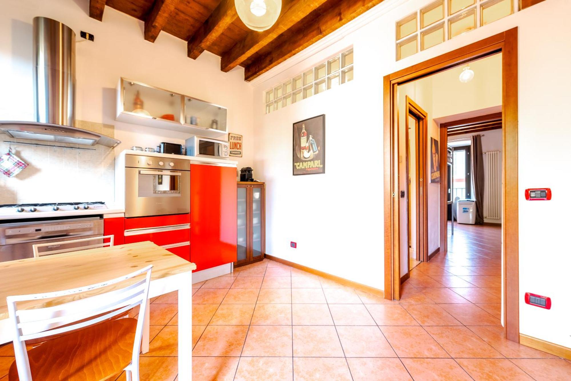 Guest Planet - Rosso Milano Apartment - Navigli Area エクステリア 写真