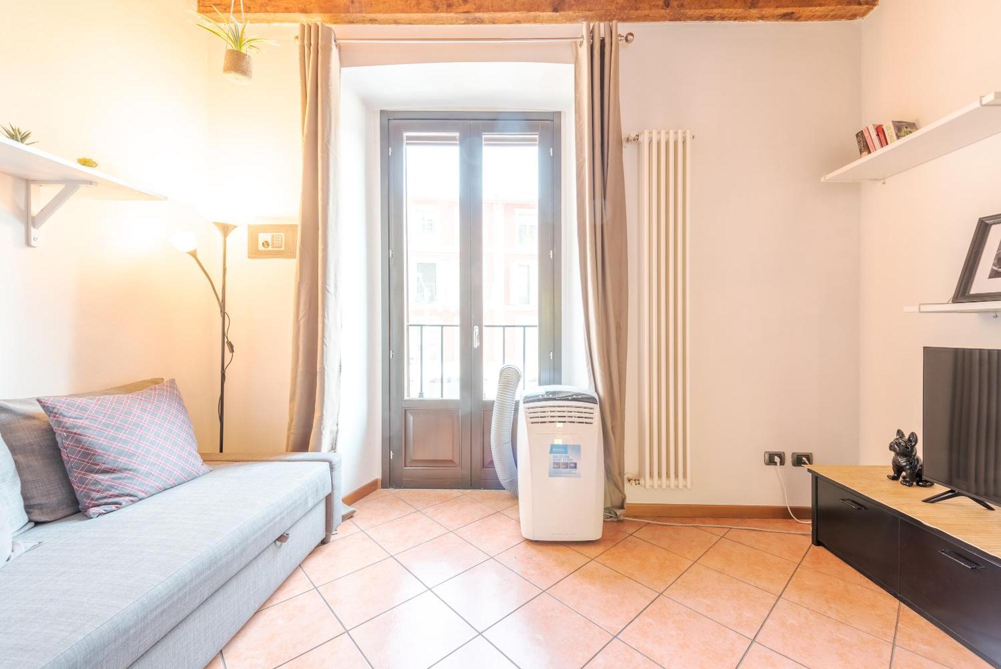 Guest Planet - Rosso Milano Apartment - Navigli Area エクステリア 写真