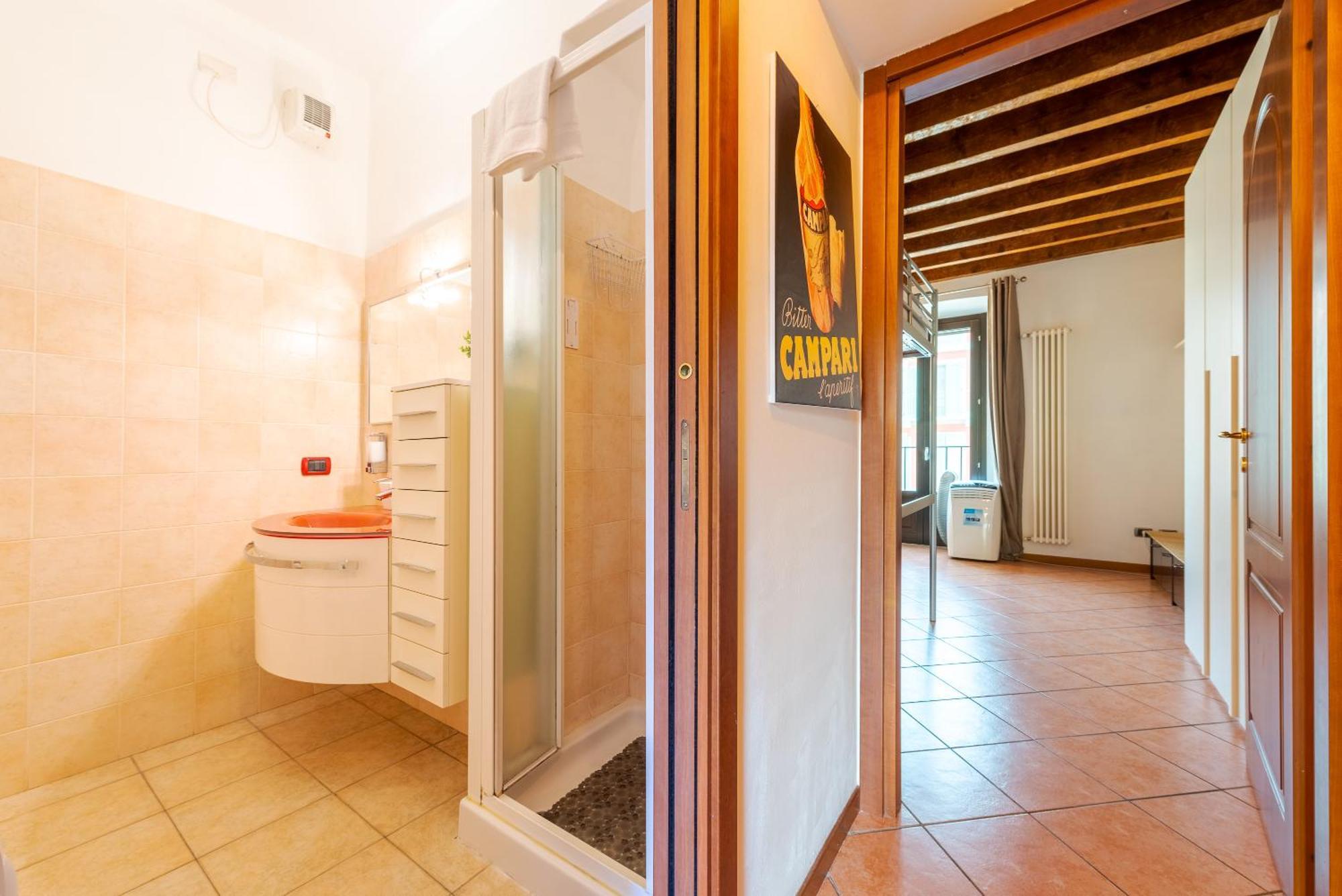 Guest Planet - Rosso Milano Apartment - Navigli Area エクステリア 写真